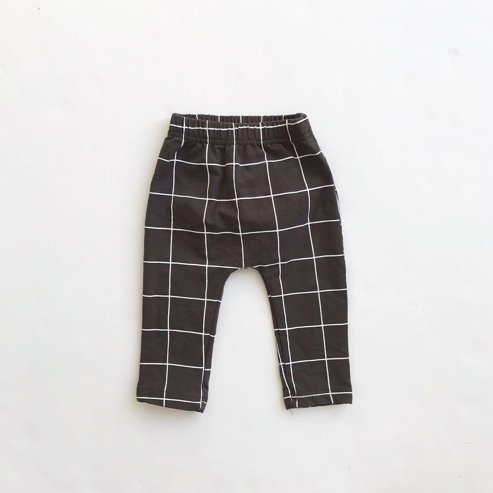 Charcoal gird leggings EUC no tag but looks 6-12m